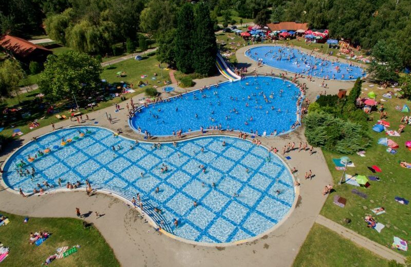 Open-air baths